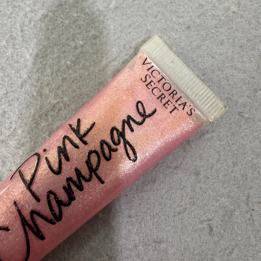 Victoria's Secret Lip Gloss Pink Champagne Shimmer Flavored 13g .46oz New